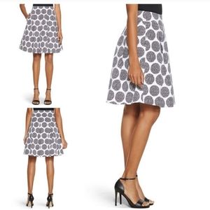 White House Black Market Black/White Circular Design Full Pleated Skater Skirt